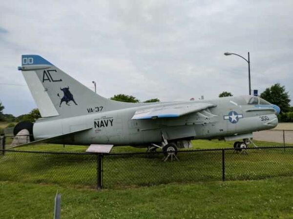 A-7E CORSAIR II NAVY ATTACK MEMORIAL AIRCRAFT