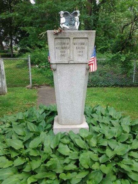TRAVIS WORLD WAR II MEMORIAL