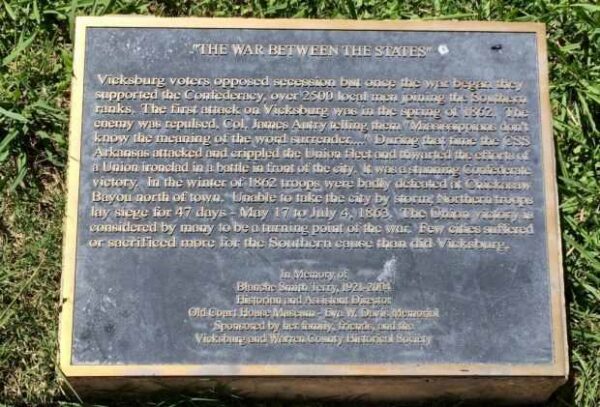 “THE WAR BETWEEN THE STATES” MEMORIAL PLAQUE