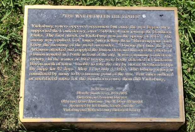 “THE WAR BETWEEN THE STATES” MEMORIAL PLAQUE