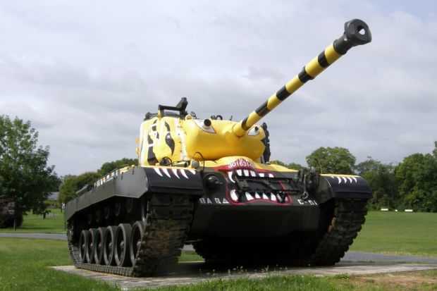 “TIGERS IN SUPPORT” WAR MEMORIAL TANK
