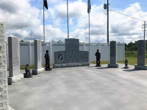 SIMMESPORT VETERANS MEMORIAL
