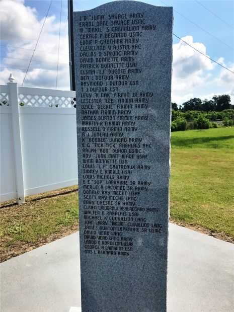 SIMMESPORT VETERANS MEMORIAL HONOR ROLL STONE C