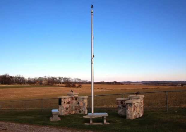 VILLAGE OF MARQUETTE VETERANS MEMORIAL