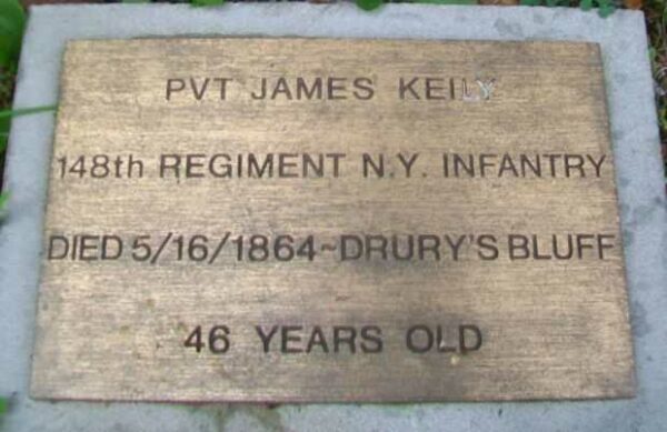 PVT JAMES KEILY WAR MEMORIAL CENOTAPH