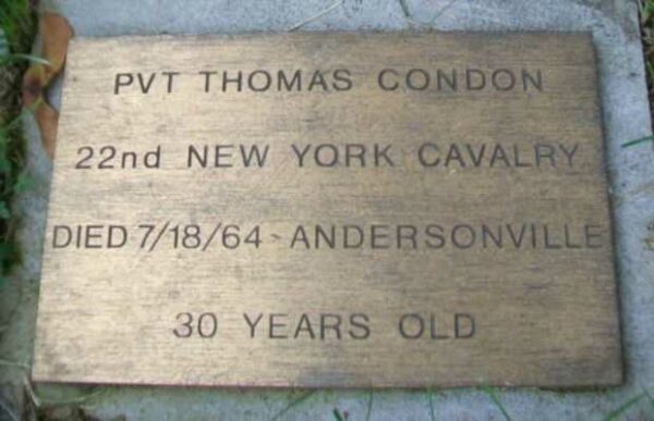 PVT THOMAS CONDON WAR MEMORIAL CENOTAPH