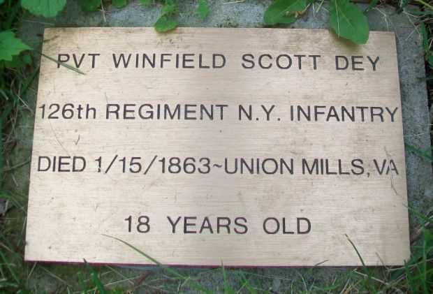 PVT WINFIELD SCOTT DEY WAR MEMORIAL CENOTAPH