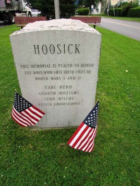 HOOSICK WORLD WAR I AND WORLD WAR II MEMORIAL