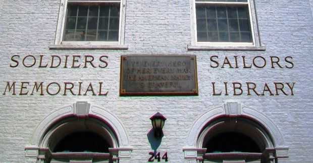 SOLDIERS SAILORS MEMORIAL LIBRARY PLAQUE