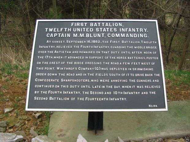 FIRST BATTALION TWELFTH UNITED STATES INFANTRY WAR MEMORIAL PLAQUE