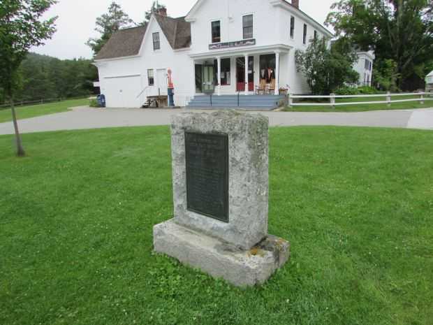 PLYMOUNTH WORLD WAR VETERANS MEMORIAL