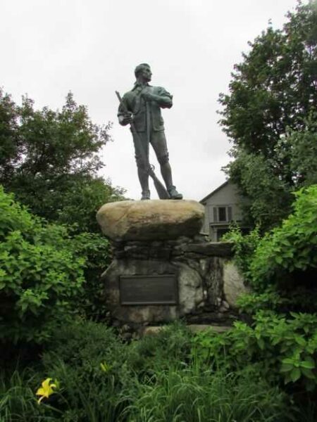 THE GREEN MOUNTAIN BOYS MEMORIAL