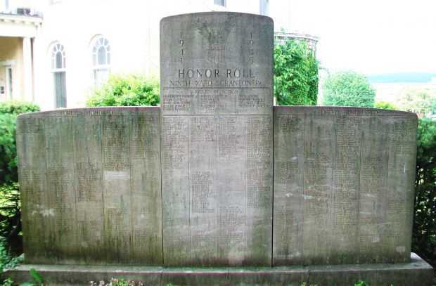 NINTH WARD WORLD WAR II HONOR ROLL MEMORIAL