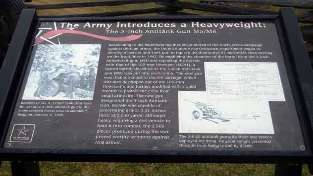 THE ARMY INTRODUCES A HEAVYWEIGHT GUN MEMORIAL PLAQUE
