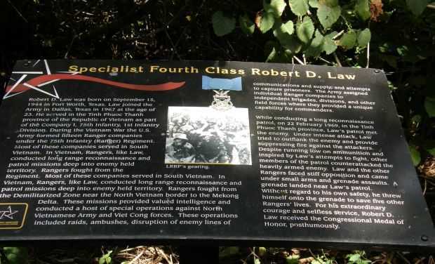 SPECIALIST FOURTH CLASS ROBERT D. LAW MEDAL OF HONOR MEMORIAL PLAQUE