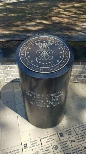 HONOR AMERICA’S VETERANS MEMORIAL BOLLARD D