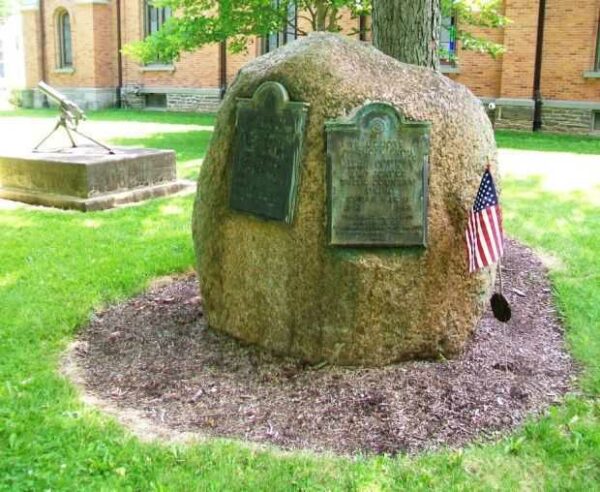 YATES COUNTY WORLD WAR I AND WORLD WAR II MEMORIAL