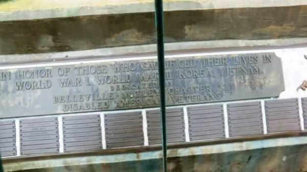 DAV CHAPTER 22 WAR VETERANS MEMORIAL PLAQUE