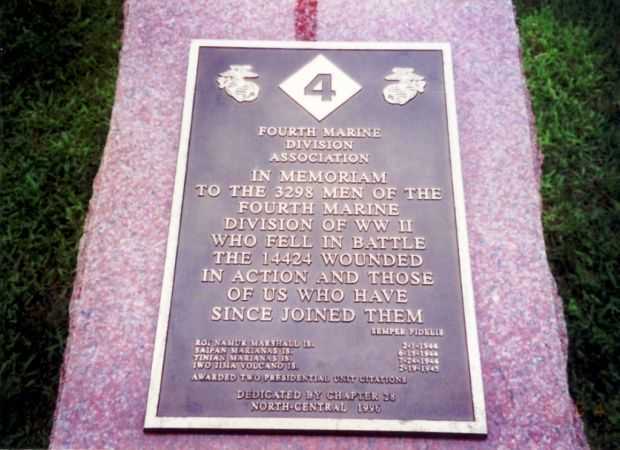 FOURTH MARINE DIVISION WAR MEMORIAL PLAQUE