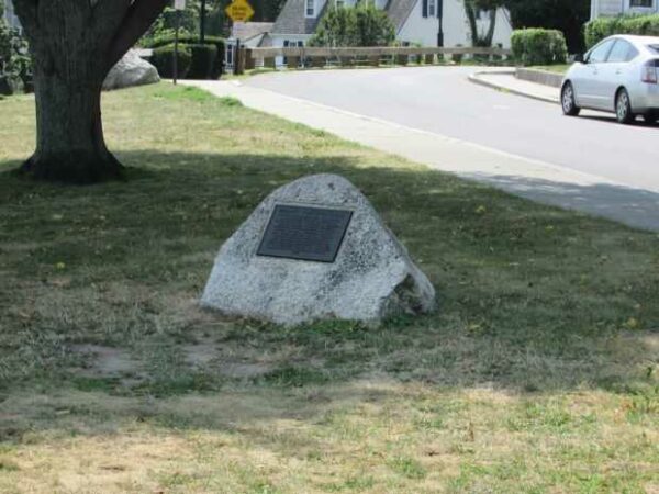 GURNET FORTIFICATIONS REVOLUTIONARY WAR MEMORIAL