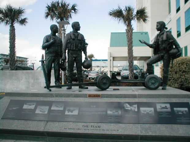 NAVAL AVIATION PARK MEMORIAL STATUES B