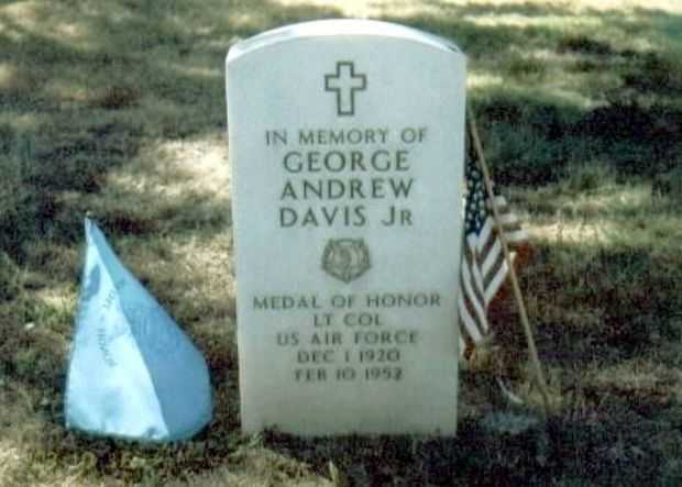 GEORGE ANDREW DAVIS JR MEDAL OF HONOR GRAVE SITE