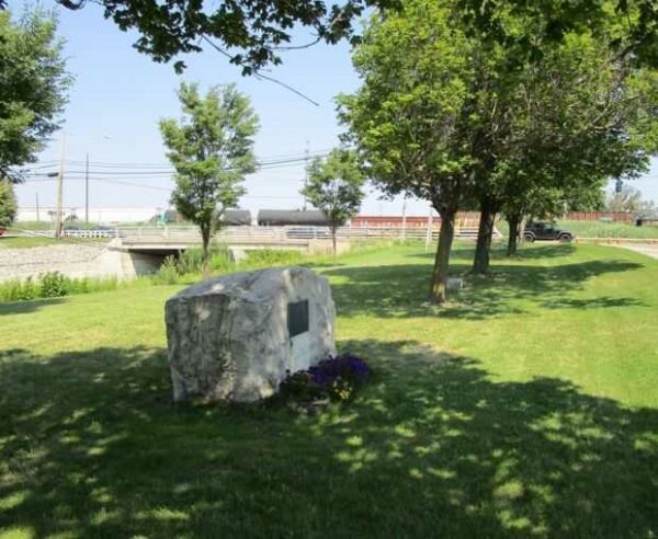 TOWN OF CHEEKTOWAGA WORLD WAR HEROIC DEAD MEMORIAL