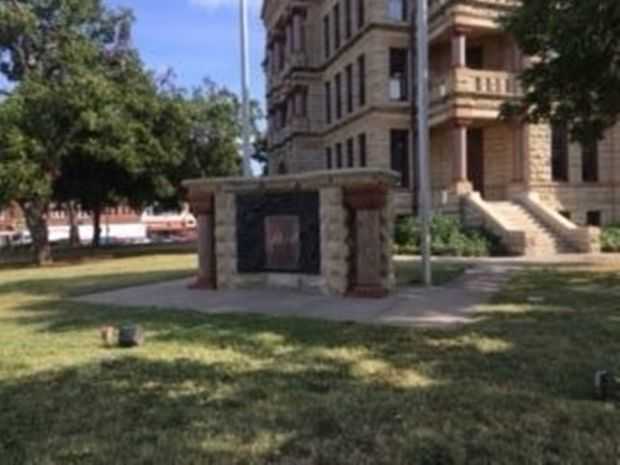 DENTON COUNTY WAR MEMORIAL