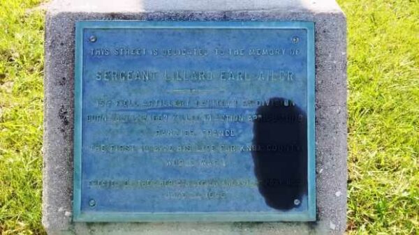 SERGEANT LILLARD EARL AILOR WAR MEMORIAL STREET PLAQUE