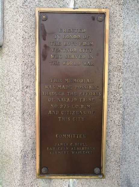 VENTNOR CITY WORLD WAR MEMORIAL FLAGPOLE BASE PLAQUE A