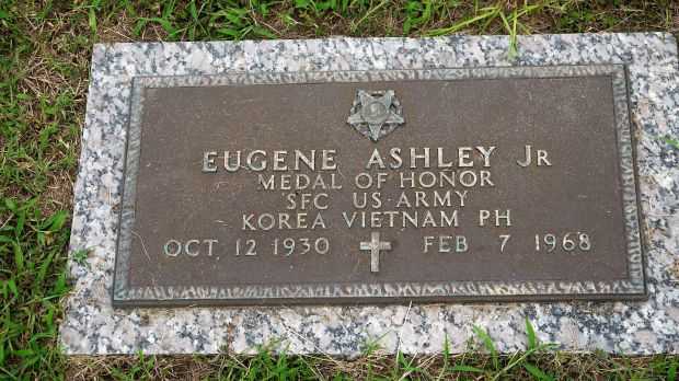 EUGENE ASHLEY JR MEDAL OF HONOR MEMORIAL GRAVE STONE