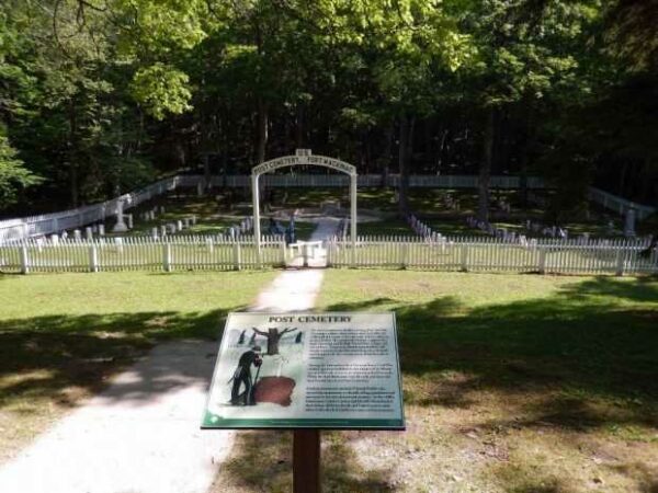 POST CEMETERY MEMORIAL