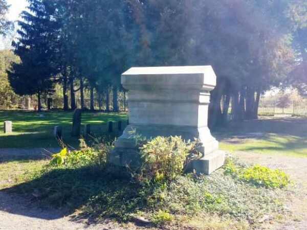 SACKETS HARBOR WAR OF 1812 UNKNOWN SOLDIERS MEMORIAL