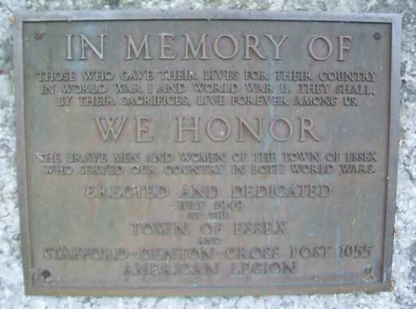 TOWN OF ESSEX WORLD WARS MEMORIAL PLAQUE