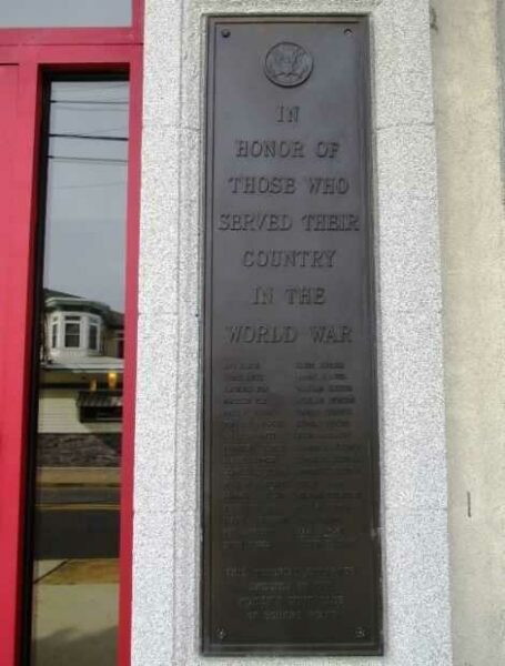 SOMERS POINT WORLD WAR MEMORIAL PLAQUE B