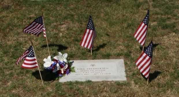 EMIL FREDREKSEN MEDAL OF HONOR MEMORIAL GRAVE STONE
