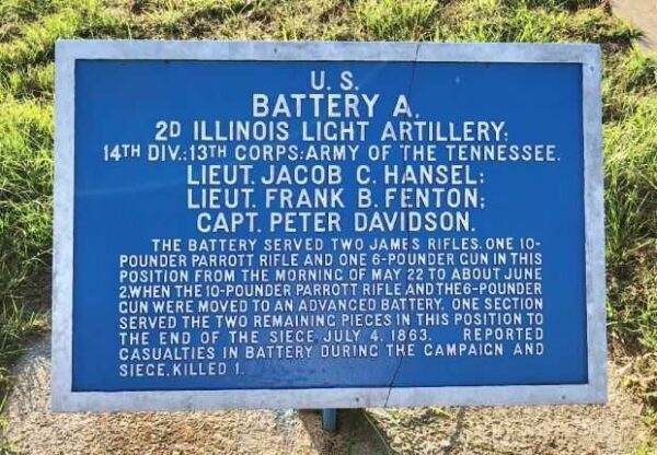 U.S. BATTERY A, 2D ILLINOIS LIGHT ARTILLERY MEMORIAL PLAQUE