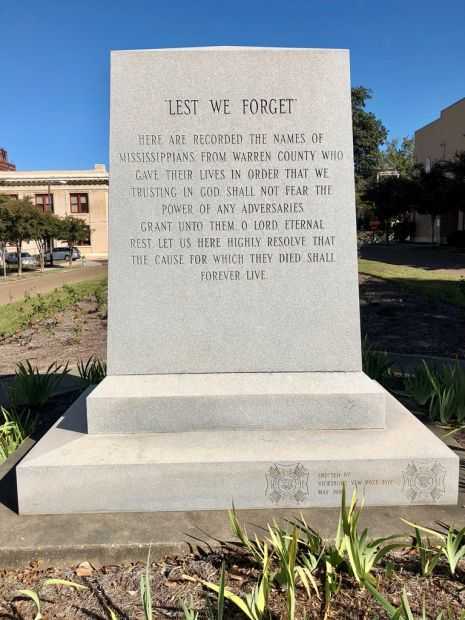WARREN COUNTY WAR MEMORIAL FRONT