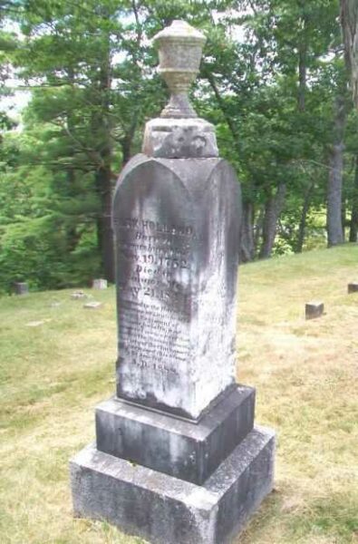 PARK HOLLAND REVOLUTIONARY WAR MEMORIAL