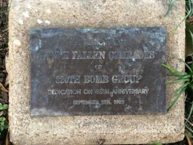 320TH BOMB GROUP WAR MEMORIAL TREE PLAQUE