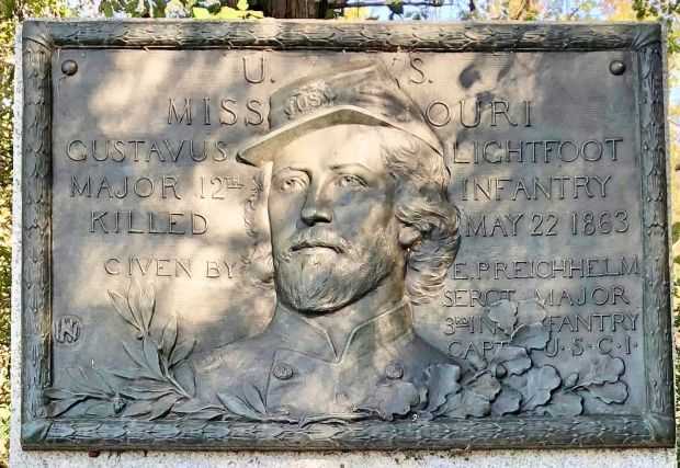 U.S. MISSOURI GUSTAVUS LIGHTFOOT WAR MEMORIAL PLAQUE