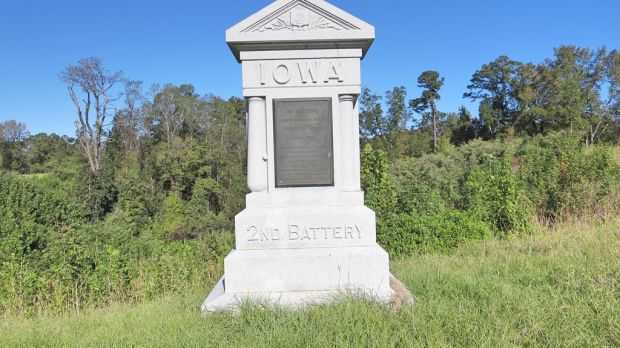 IOWA 2ND BATTERY WAR MEMORIAL