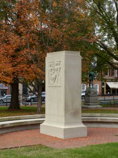 LOUDOUN COUNTY HEROIC DEAD WAR MEMORIAL FRONT