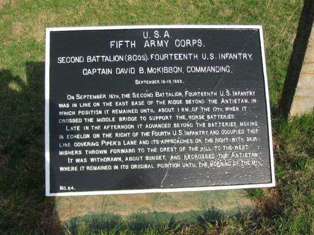 FIFTH ARMY CORPS, SECOND BATTALION, FOURTEENTH U.S. INFANTRY WAR MEMORIAL PLAQUE