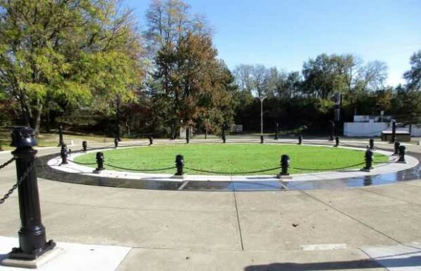 DAYTON VIETNAM VETERANS MEMORIAL