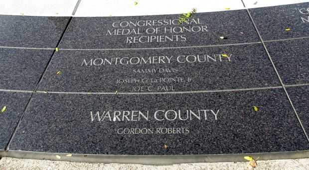 DAYTON VIETNAM VETERANS MEMORIAL STONE C