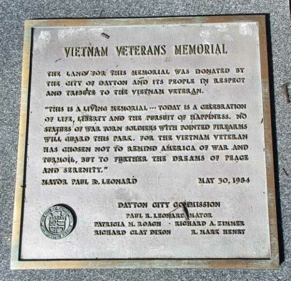 DAYTON VIETNAM VETERANS MEMORIAL PLAQUE