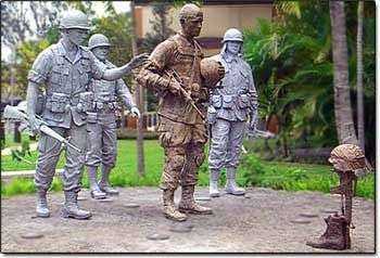 SCHOFIELD BARRACKS 25TH INFANTRY DIVISION WAR MEMORIAL