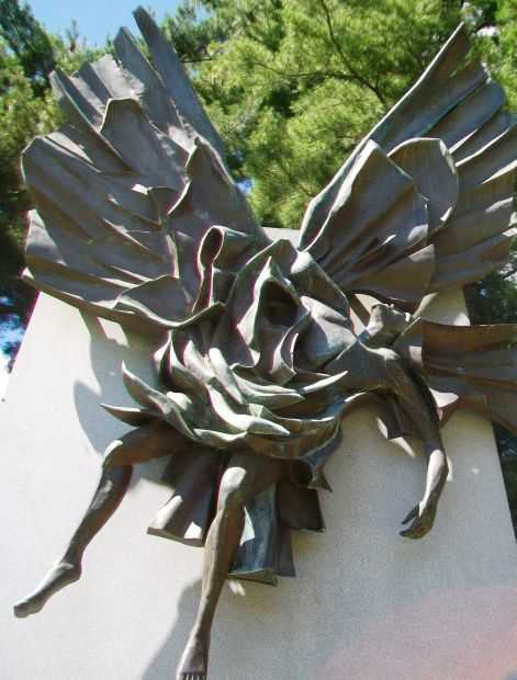 SECOND MAINE REGIMENT OF VOLUNTEERS MEMORIAL SCULPTURE