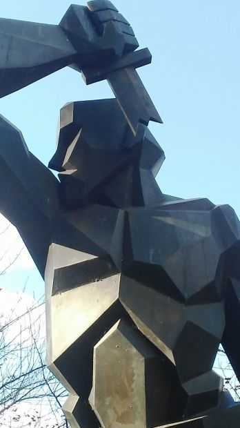 LUZERNE COUNTY VIETNAM VETERANS MEMORIAL SCULPTURE